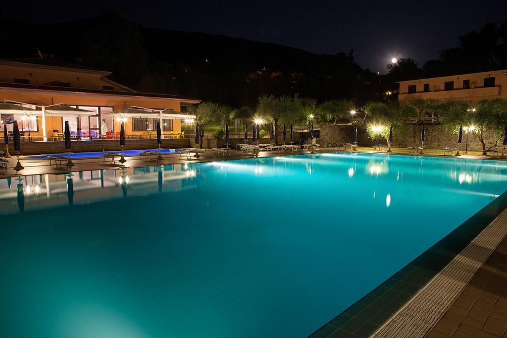 Agriturismo La Molara Сеса Аурунка Екстериор снимка