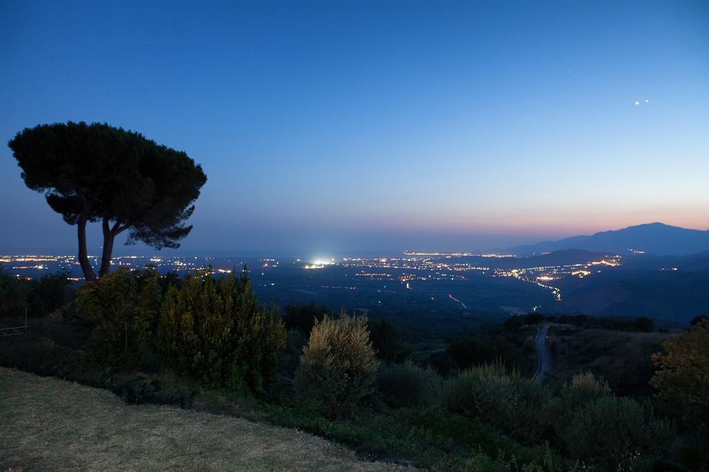 Agriturismo La Molara Сеса Аурунка Екстериор снимка